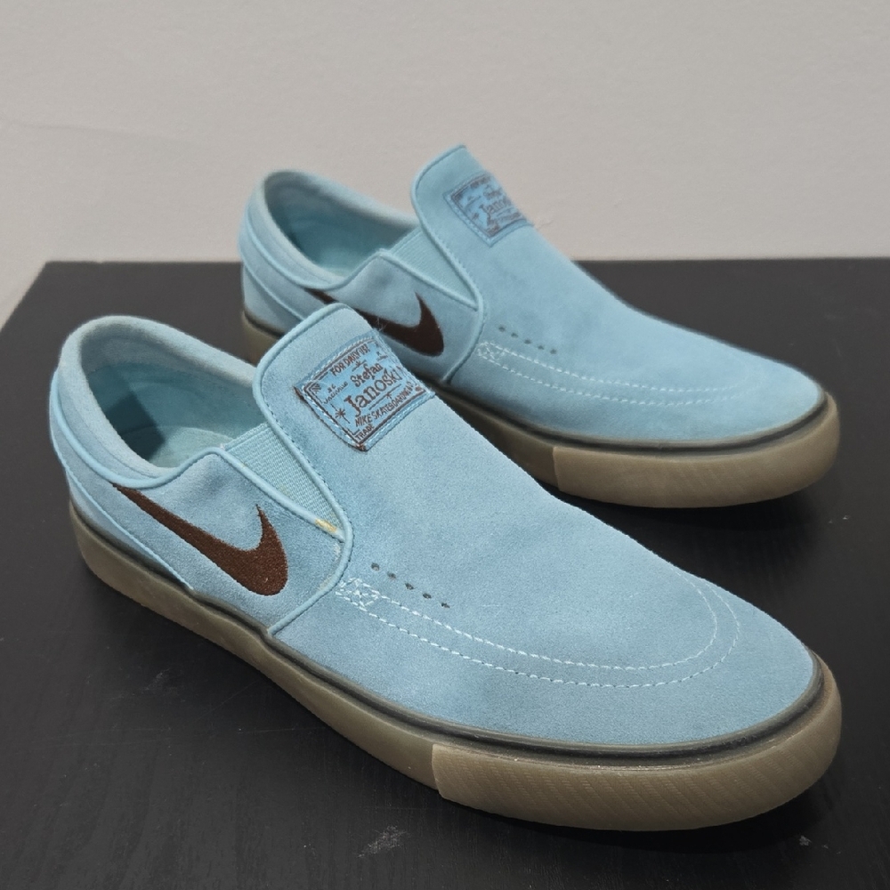 Nike Men's SB Janoski Slip Ons